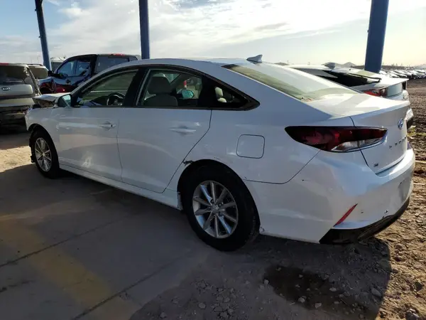 5NPE24AF3JH724246 2018 HYUNDAI SONATA - Image 2