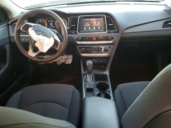 5NPE24AF3JH724943 2018 HYUNDAI SONATA - Image 8