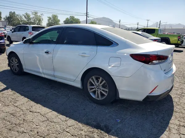 5NPE24AF3JH725638 2018 HYUNDAI SONATA - Image 2
