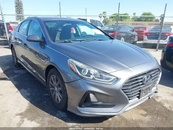 5NPE24AF3KH733627 2019 HYUNDAI SONATA - Image 1