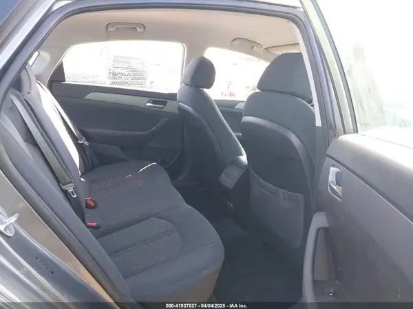 5NPE24AF3KH733627 2019 HYUNDAI SONATA - Image 8