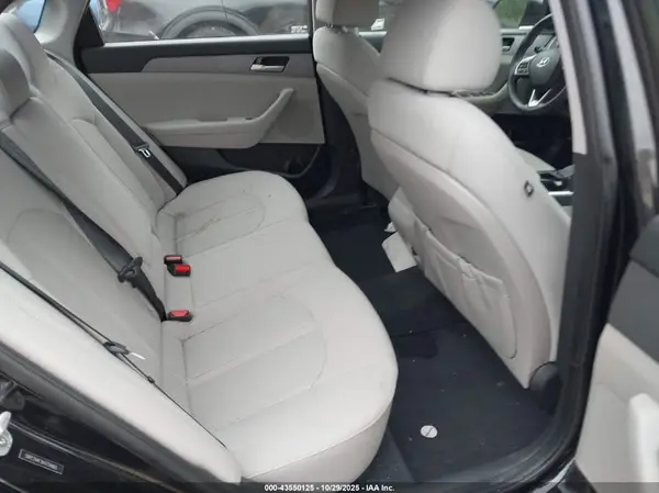 5NPE24AF3KH734065 2019 HYUNDAI SONATA - Image 8