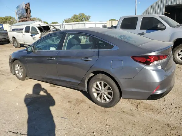 5NPE24AF3KH735572 2019 HYUNDAI SONATA - Image 2