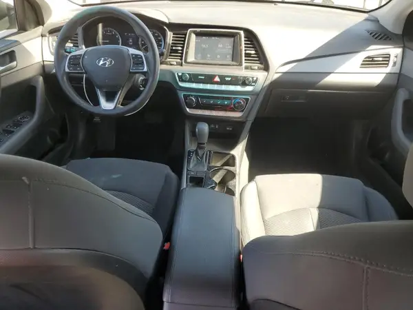 5NPE24AF3KH737001 2019 HYUNDAI SONATA - Image 8