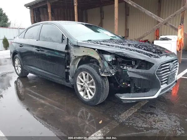 5NPE24AF3KH738469 2019 HYUNDAI SONATA - Image 1