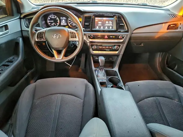 5NPE24AF3KH739122 2019 HYUNDAI SONATA - Image 8