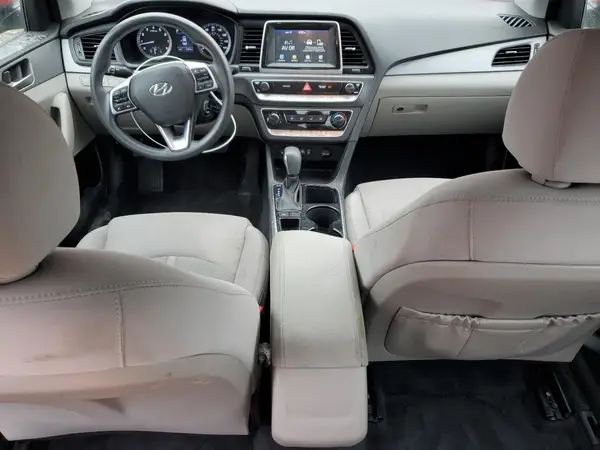 5NPE24AF3KH744384 2019 HYUNDAI SONATA - Image 8
