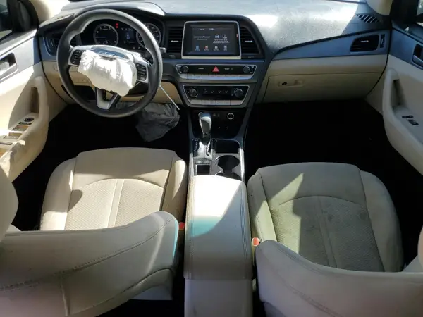5NPE24AF3KH744398 2019 HYUNDAI SONATA - Image 8