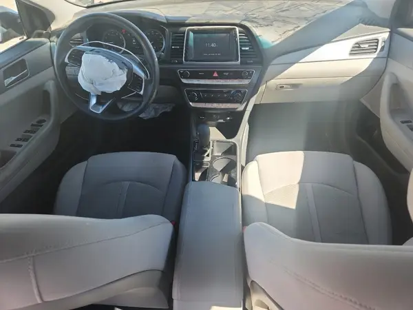 5NPE24AF3KH745261 2019 HYUNDAI SONATA - Image 8