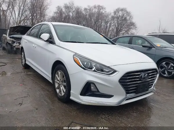 5NPE24AF3KH746684 2019 HYUNDAI SONATA - Image 1