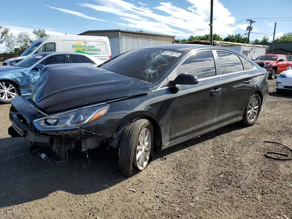 5NPE24AF3KH749603 2019 HYUNDAI SONATA - Image 1