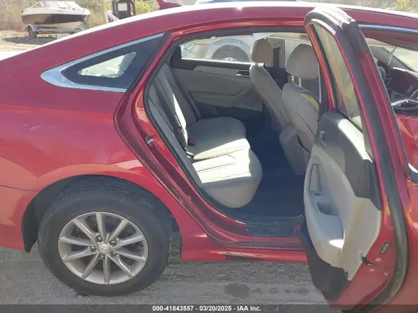 5NPE24AF3KH753232 2019 HYUNDAI SONATA - Image 8
