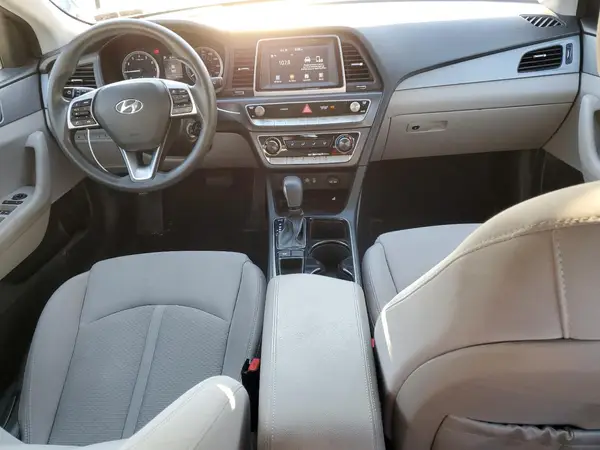 5NPE24AF3KH754980 2019 HYUNDAI SONATA - Image 8