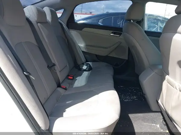 5NPE24AF3KH756938 2019 HYUNDAI SONATA - Image 8