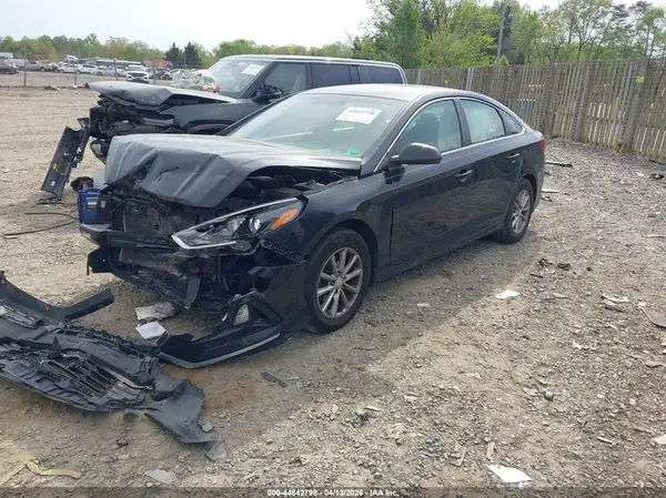 5NPE24AF3KH759242 2019 HYUNDAI SONATA - Image 2
