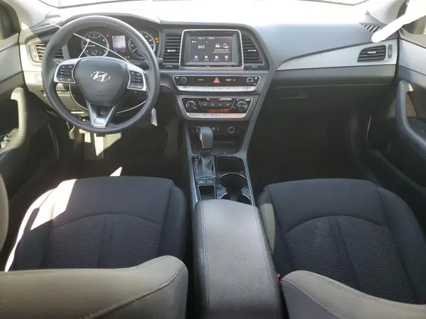 5NPE24AF3KH760035 2019 HYUNDAI SONATA - Image 8