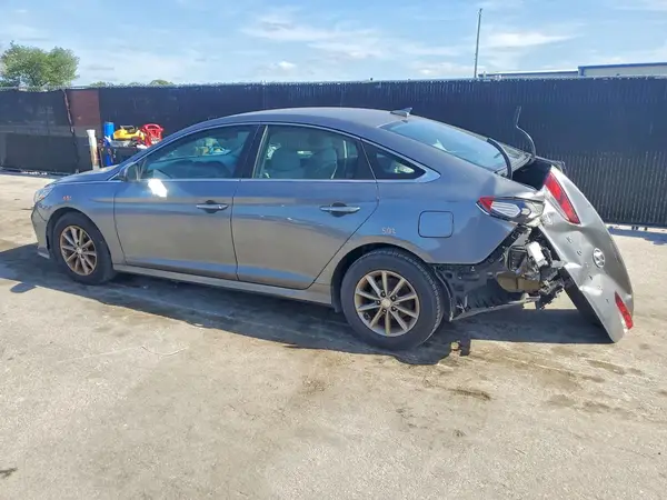 5NPE24AF3KH760956 2019 HYUNDAI SONATA - Image 2