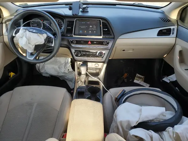 5NPE24AF3KH761525 2019 HYUNDAI SONATA - Image 8