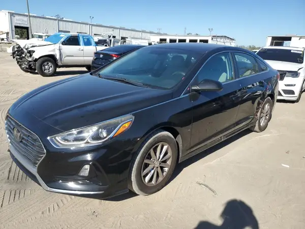 5NPE24AF3KH761945 2019 HYUNDAI SONATA - Image 1