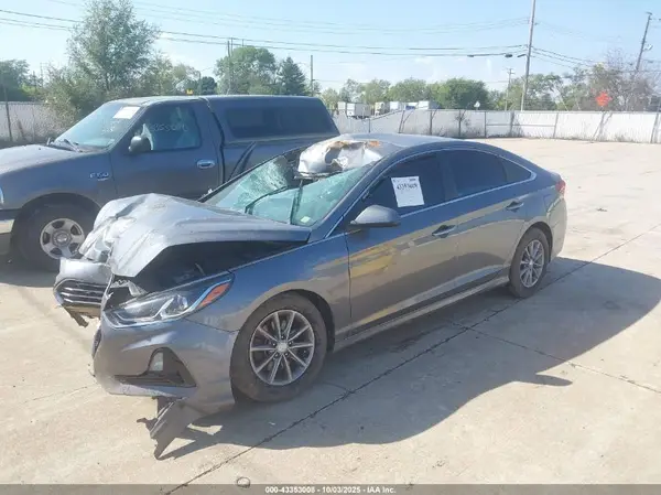 5NPE24AF3KH762951 2019 HYUNDAI SONATA - Image 2
