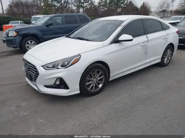 5NPE24AF3KH767065 2019 HYUNDAI SONATA - Image 2
