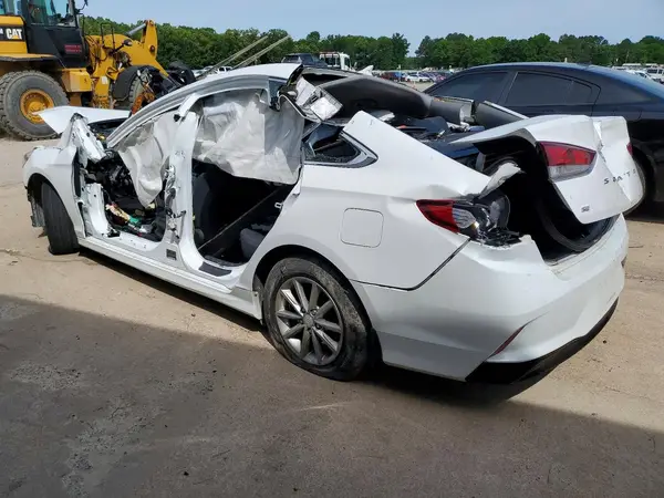 5NPE24AF3KH770144 2019 HYUNDAI SONATA - Image 2