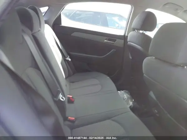 5NPE24AF3KH774677 2019 HYUNDAI SONATA - Image 8