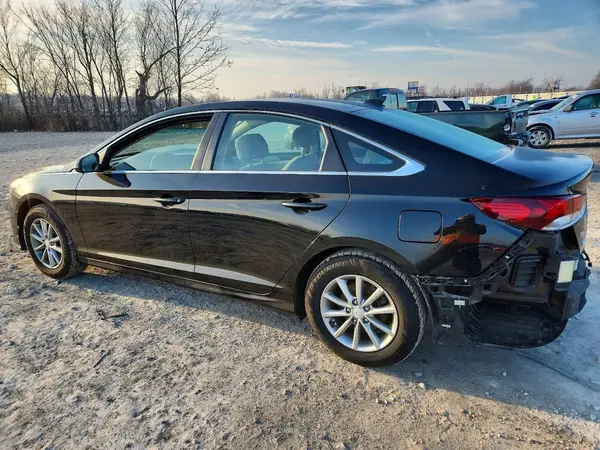 5NPE24AF3KH775005 2019 HYUNDAI SONATA - Image 2