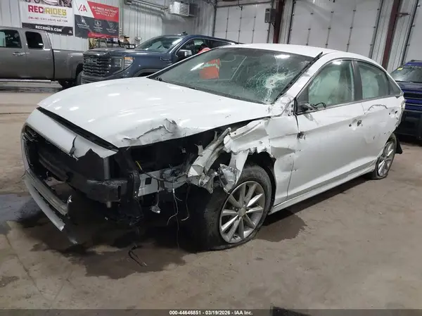 5NPE24AF3KH775716 2019 HYUNDAI SONATA - Image 2