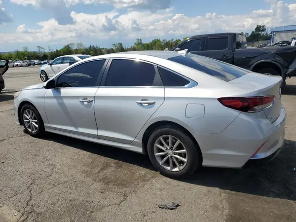 5NPE24AF3KH779667 2019 HYUNDAI SONATA - Image 2