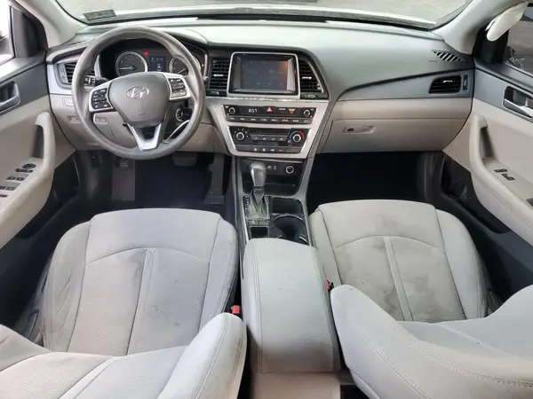 5NPE24AF3KH779667 2019 HYUNDAI SONATA - Image 8