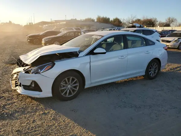 5NPE24AF3KH780902 2019 HYUNDAI SONATA - Image 1