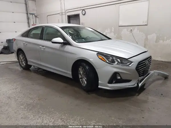 5NPE24AF3KH787686 2019 HYUNDAI SONATA - Image 1