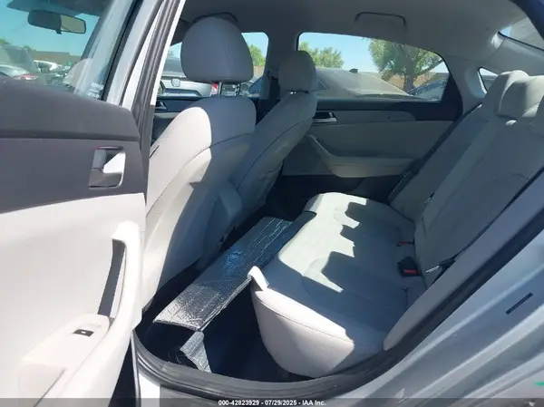 5NPE24AF3KH790202 2019 HYUNDAI SONATA - Image 8