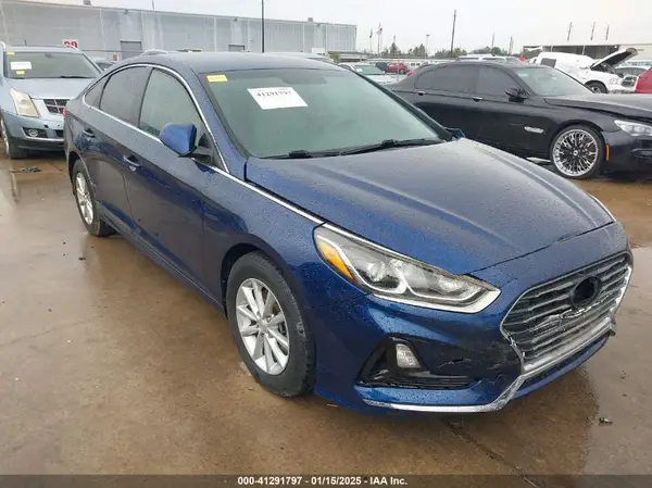 5NPE24AF3KH790281 2019 HYUNDAI SONATA - Image 1
