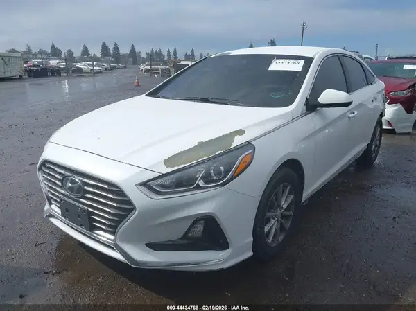 5NPE24AF3KH792225 2019 HYUNDAI SONATA - Image 2