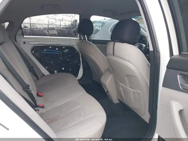 5NPE24AF3KH792225 2019 HYUNDAI SONATA - Image 8