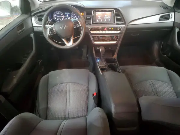5NPE24AF3KH795223 2019 HYUNDAI SONATA - Image 8