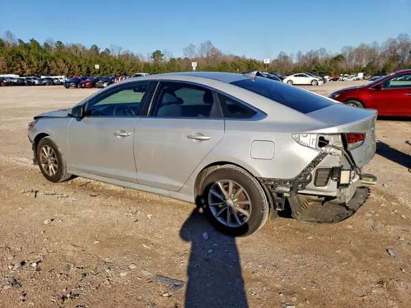 5NPE24AF3KH798686 2019 HYUNDAI SONATA - Image 2