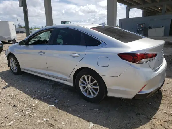 5NPE24AF3KH802073 2019 HYUNDAI SONATA - Image 2