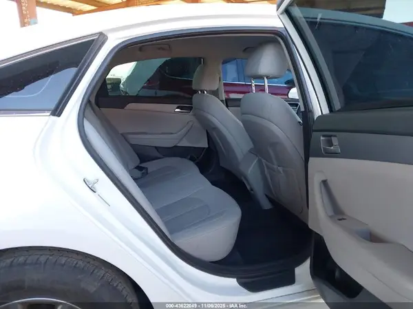 5NPE24AF3KH802090 2019 HYUNDAI SONATA - Image 8