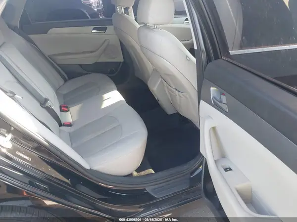 5NPE24AF3KH802753 2019 HYUNDAI SONATA - Image 8