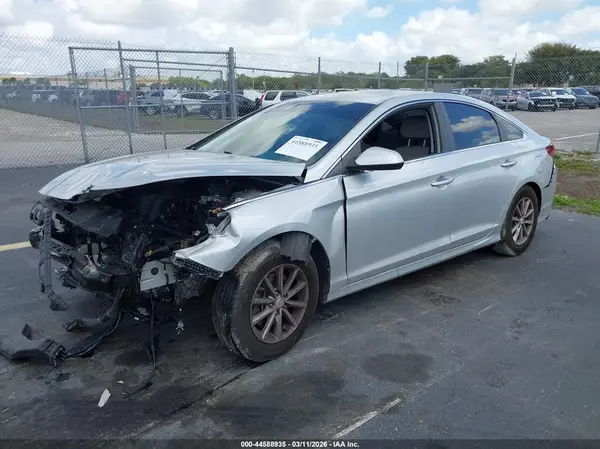 5NPE24AF3KH803689 2019 HYUNDAI SONATA - Image 2