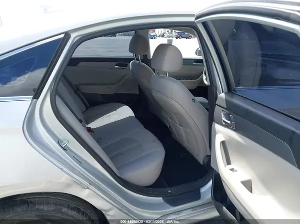 5NPE24AF3KH803689 2019 HYUNDAI SONATA - Image 8