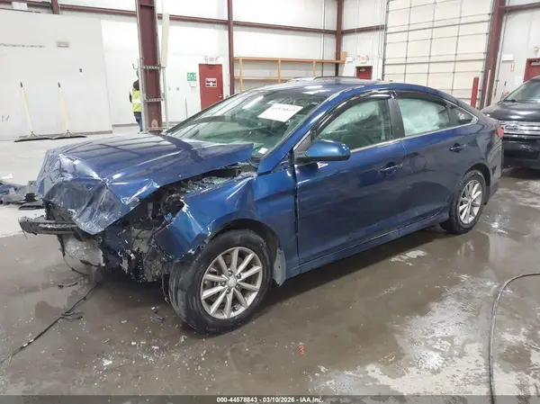 5NPE24AF3KH803966 2019 HYUNDAI SONATA - Image 2