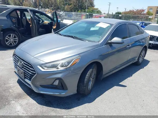 5NPE24AF3KH805359 2019 HYUNDAI SONATA - Image 2