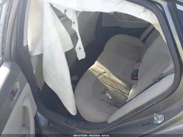 5NPE24AF3KH807063 2019 HYUNDAI SONATA - Image 8