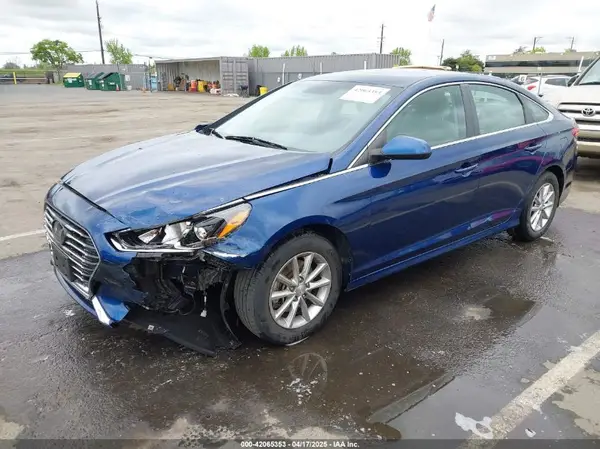 5NPE24AF3KH810724 2019 HYUNDAI SONATA - Image 2