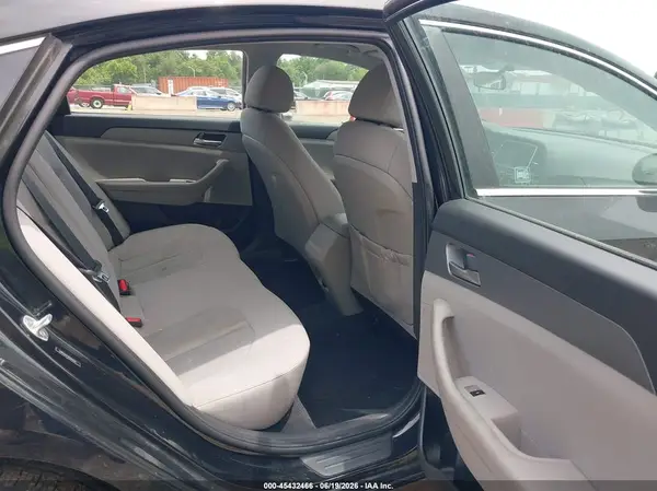 5NPE24AF3KH812683 2019 HYUNDAI SONATA - Image 8