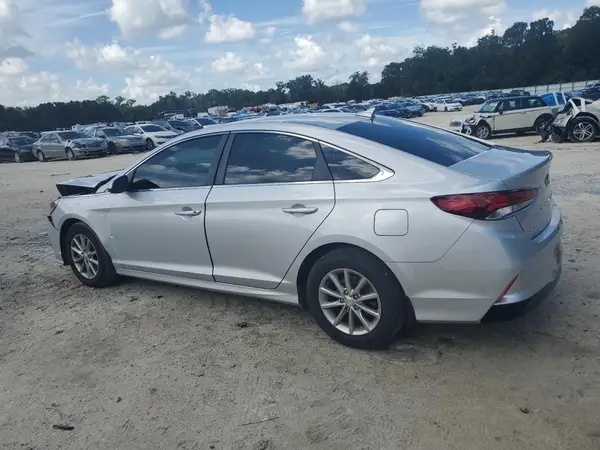 5NPE24AF3KH817883 2019 HYUNDAI SONATA - Image 2